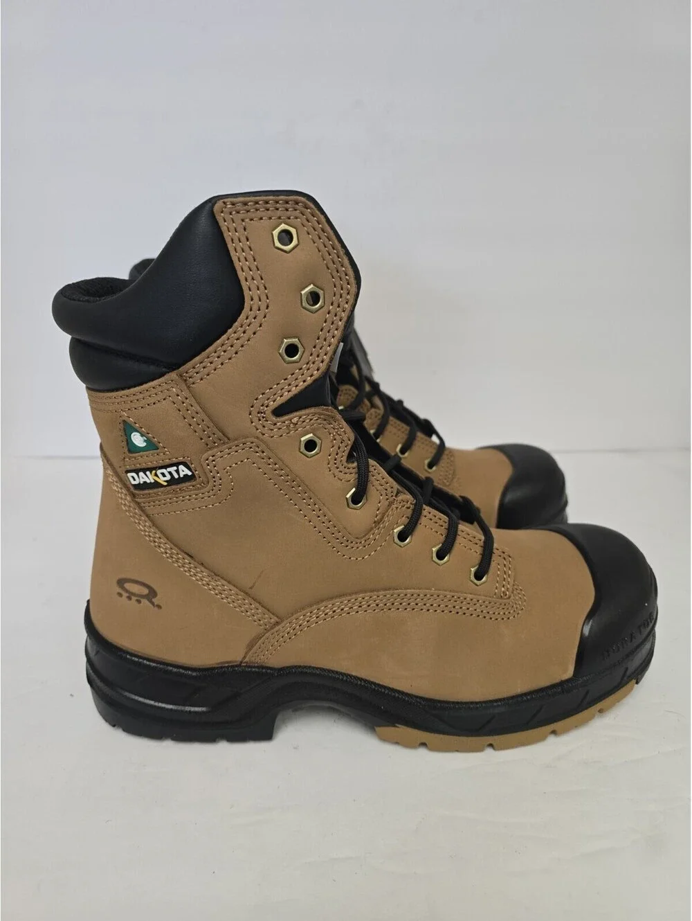 Dakota Men's 8